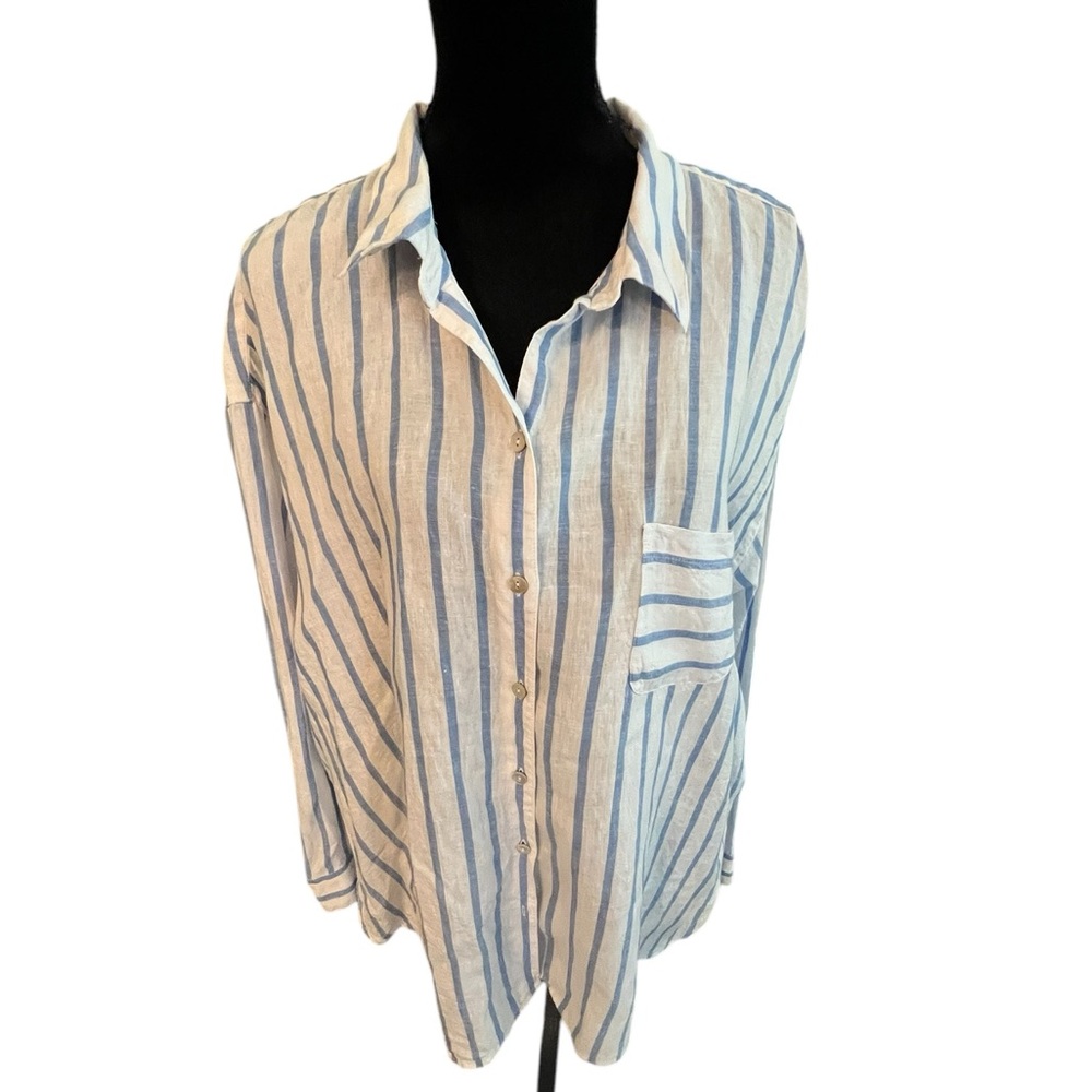 Light Blue & White Striped Button-Up Shirt - Classic Relaxed Fit